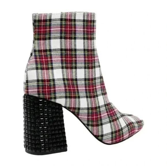 NIB BETSEY JOHNSON KASSIE RED WHITE BLOCK HEEL BOOTS BOOTIES - Picture 3 of 5